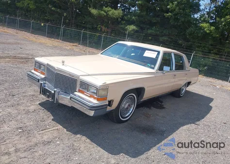 1988 Cadillac Brougham z USA, uszkodzony, nr VIN 1G6DW51Y8JR764728
